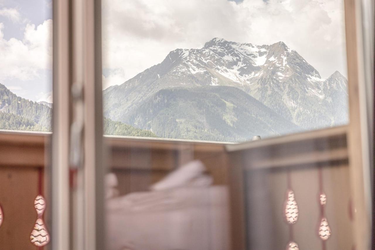 Harakiri Lodgings Und Apresski Mayrhofen Exteriör bild