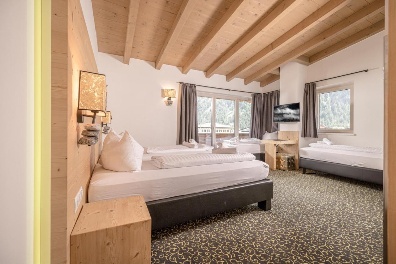 Harakiri Lodgings Und Apresski Mayrhofen Exteriör bild