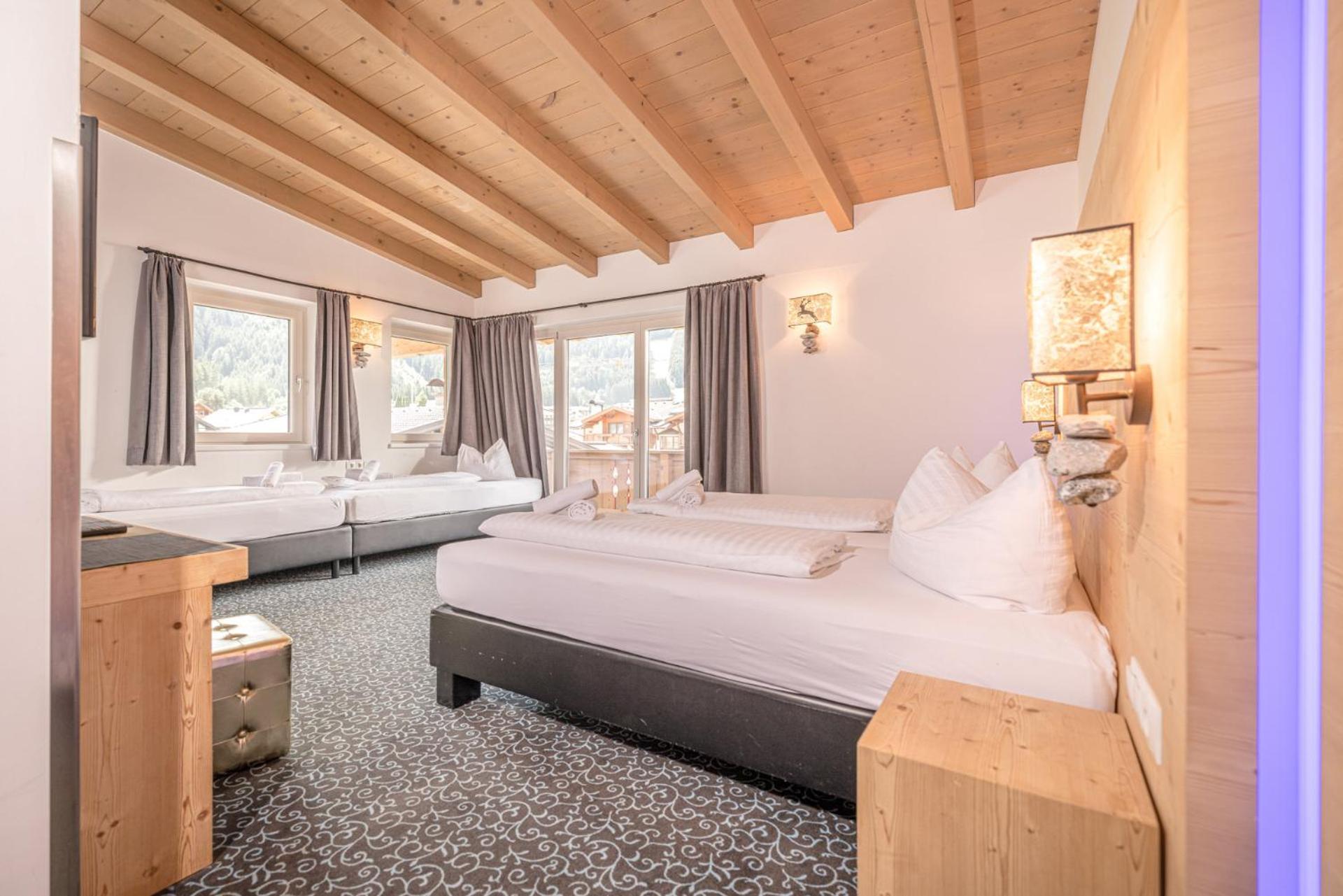 Harakiri Lodgings Und Apresski Mayrhofen Exteriör bild